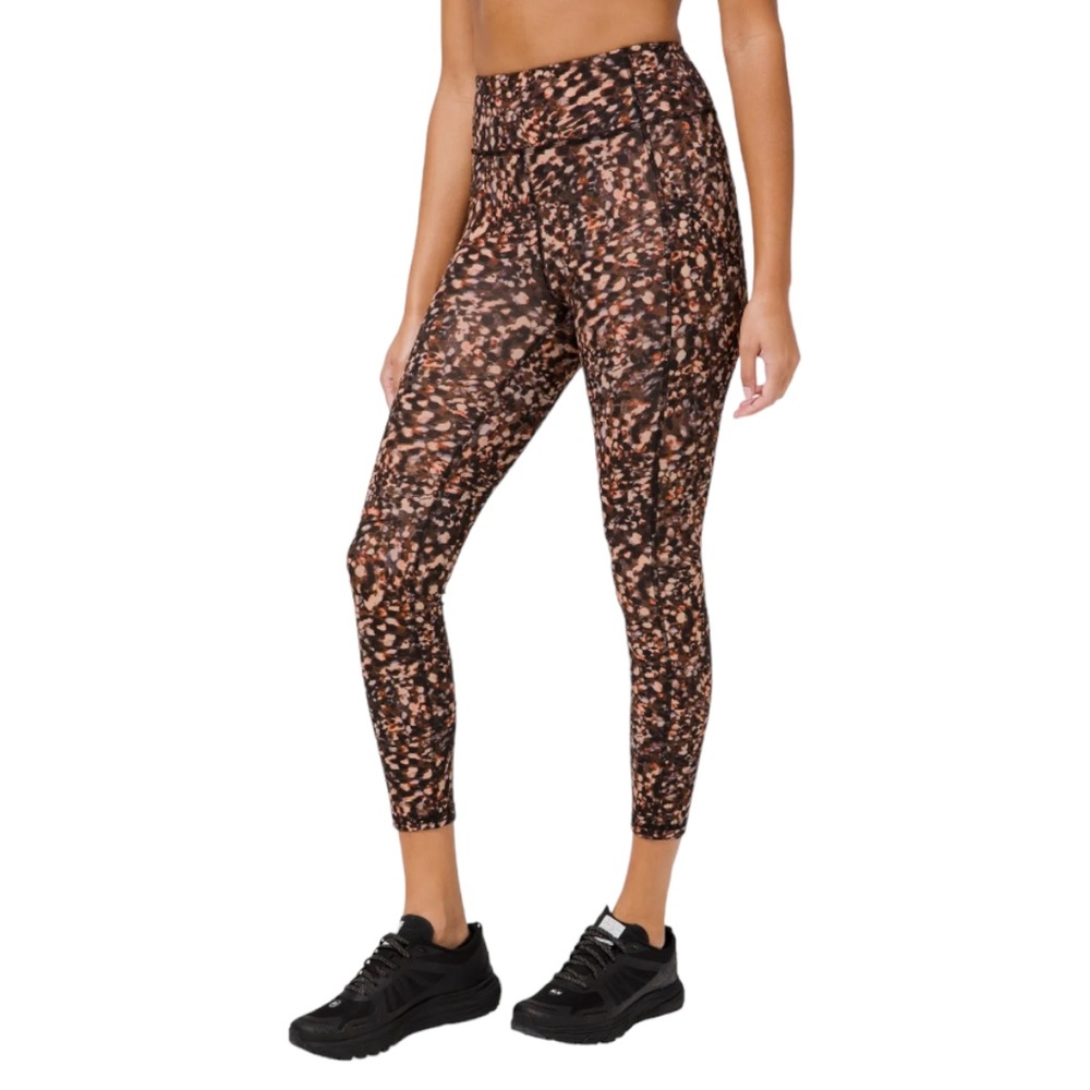 Lululemon Women's Invigorate workout pants yoga pants, Sz 2